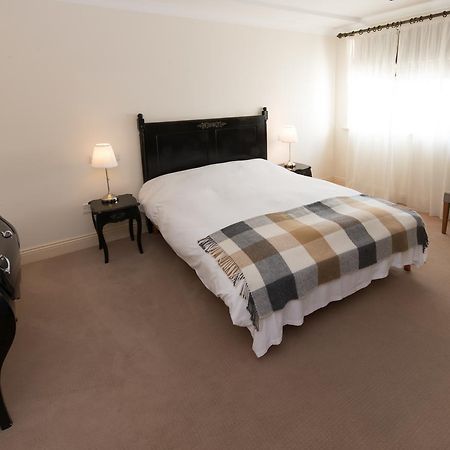 Connemara Lake Hotel Oughterard Ngoại thất bức ảnh