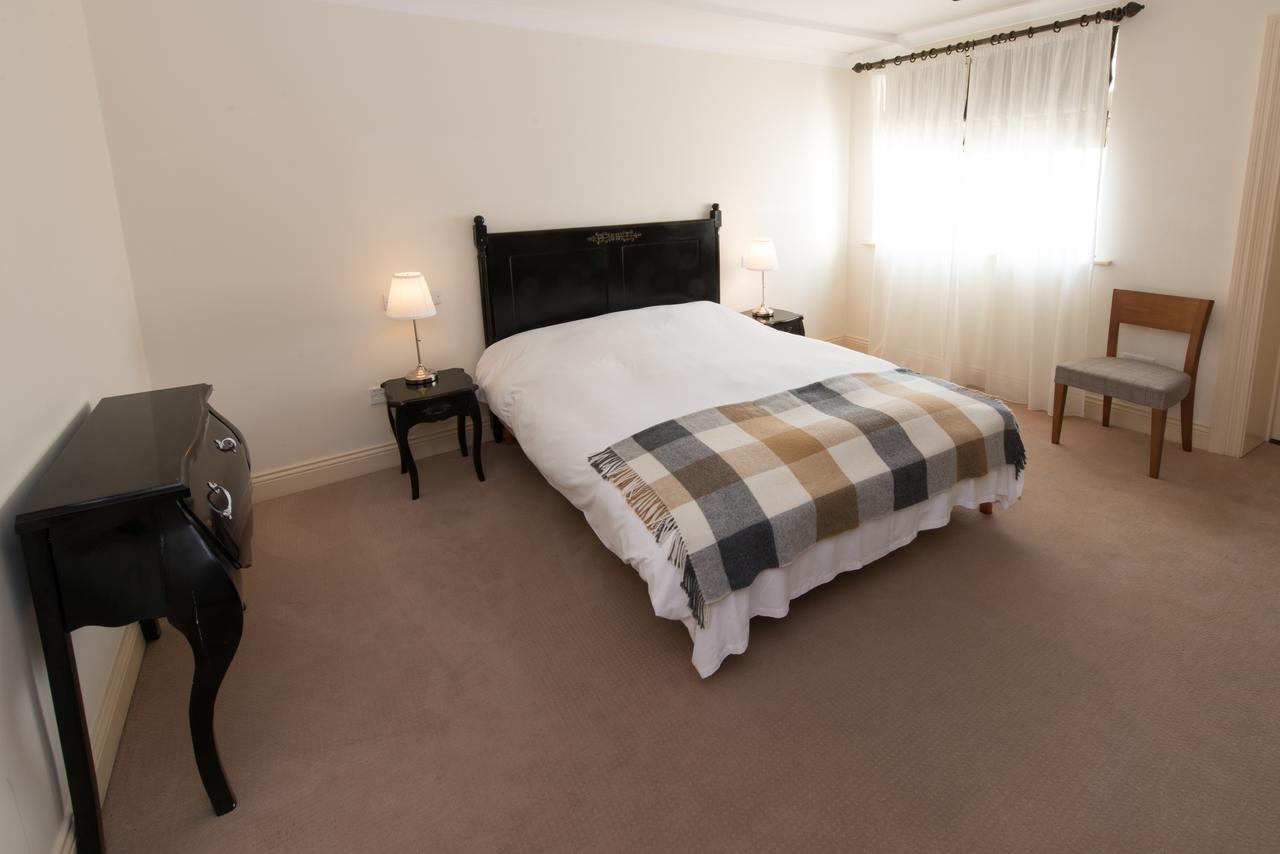 Connemara Lake Hotel Oughterard Ngoại thất bức ảnh